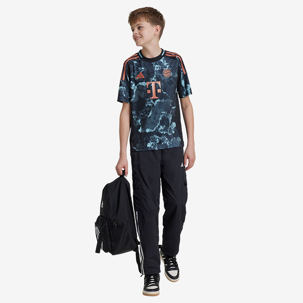 Conjunto Infantil Adidas Bayern de Munique 2024/25 II Torcedor-Veste a Paixão