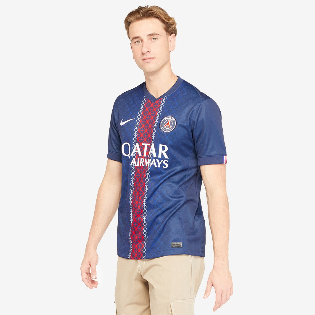 Camisa Nike Paris Saint Germain 2025/26 I Torcedor-Veste a Paixão