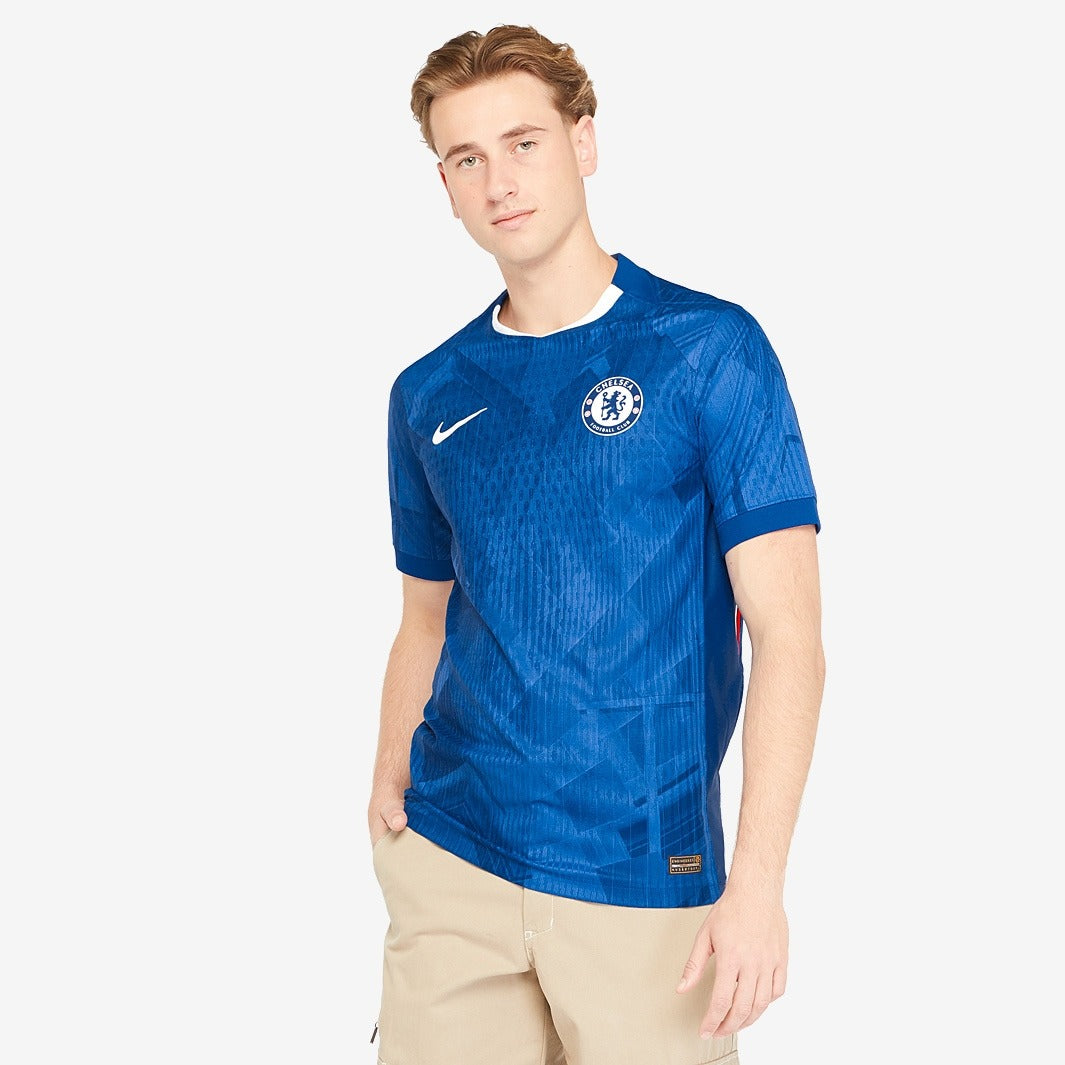 Camisa Nike Chelsea 2025/26 I Jogador-Veste a Paixão