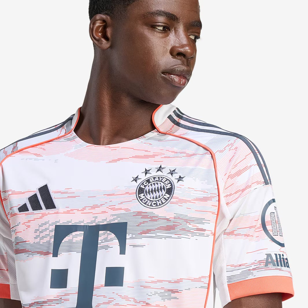 Camisa Adidas Bayern de Munique 2025/26 II Torcedor-Veste a Paixão
