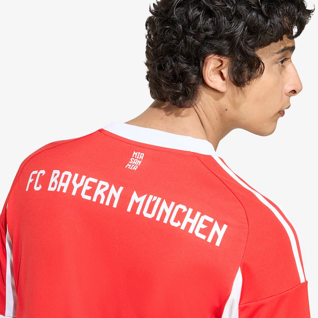 Camisa Adidas Bayern de Munique 2025/26 I Torcedor-Veste a Paixão