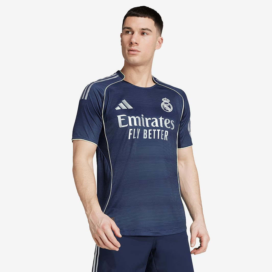 Camisa Adidas Real Madrid 2025/26 II Authentic-Veste a Paixão