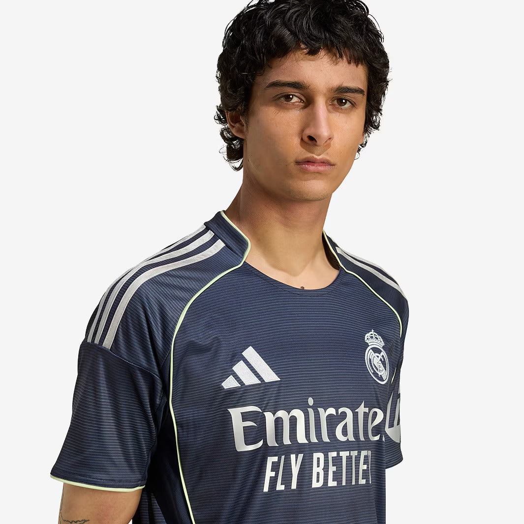 Camisa Adidas Real Madrid 2025/26 II Torcedor-Veste a Paixão
