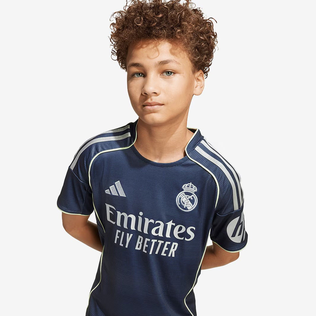 Conjunto Infantil Adidas Real Madrid 2025/26 II-Veste a Paixão