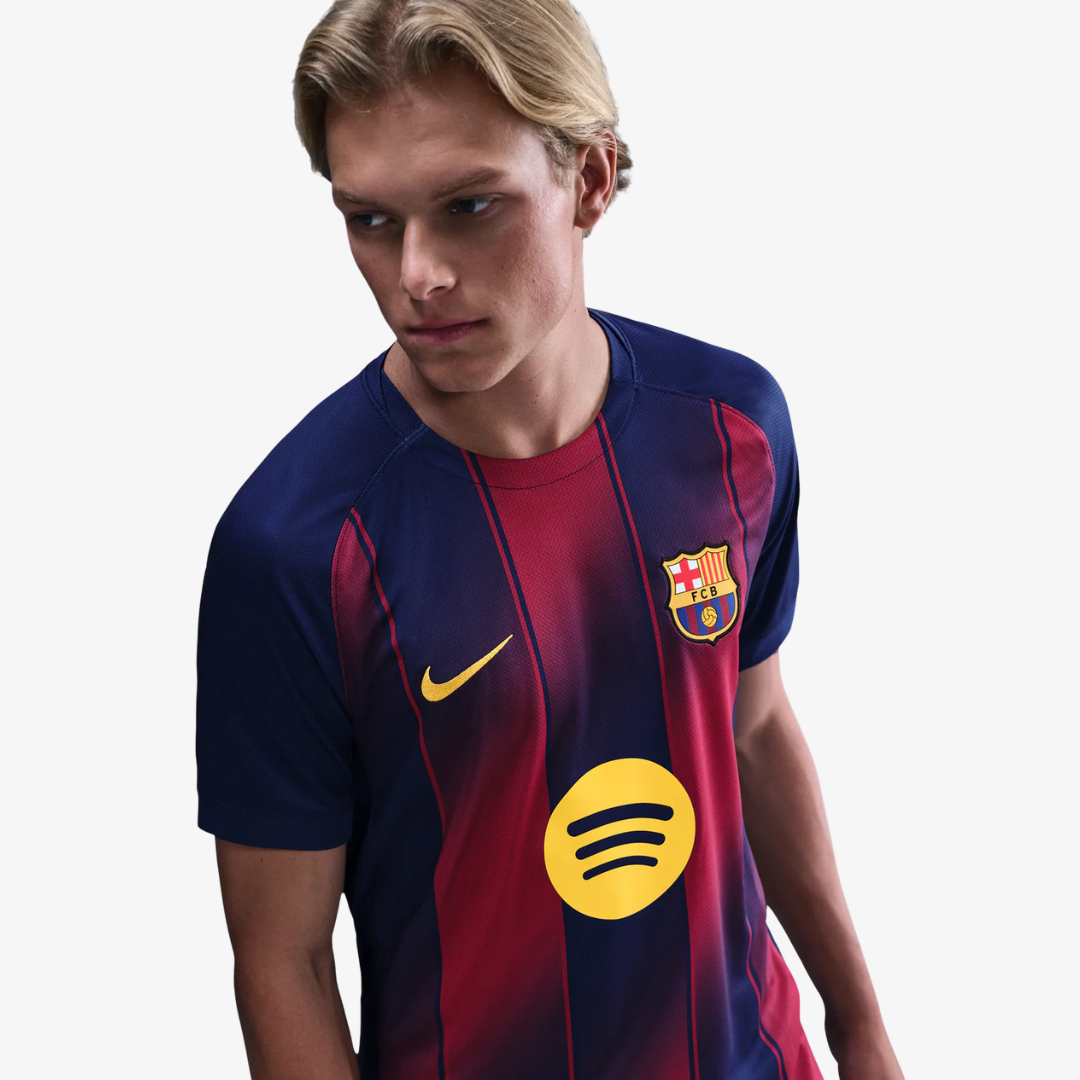 Camisa Nike Barcelona 2025/26 Torcedor-Veste a Paixão