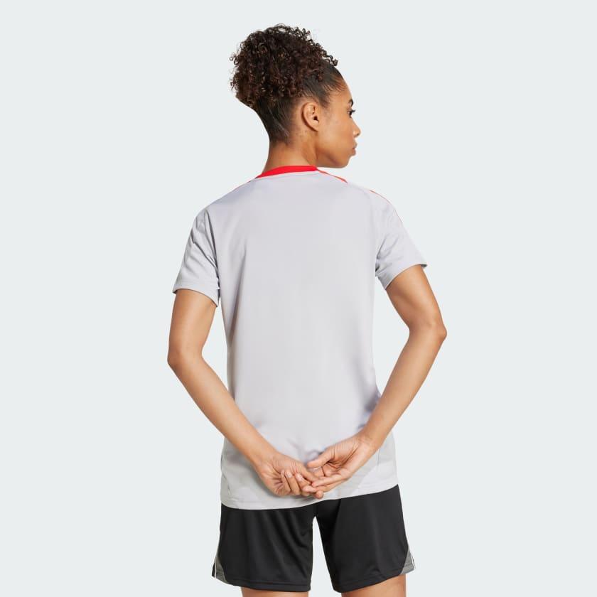 Camisa Feminina Treino Adidas Internacional 2024 Tiro-Veste a Paixão