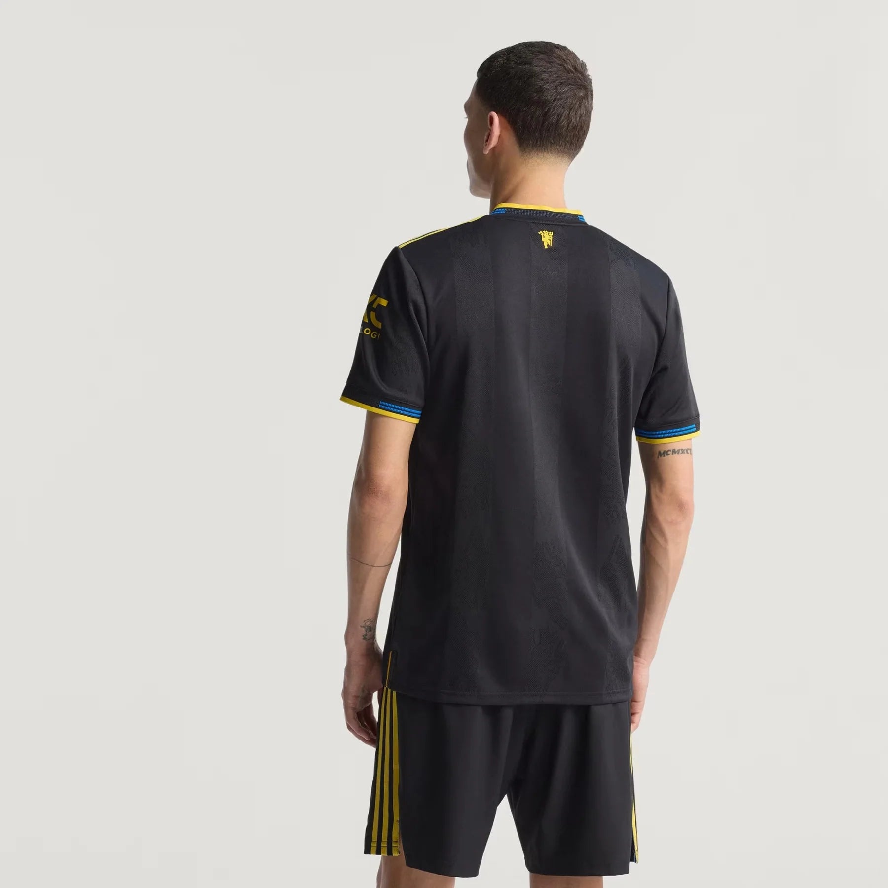 Camisa Adidas Manchester United 2025/26 III Torcedor-Veste a Paixão