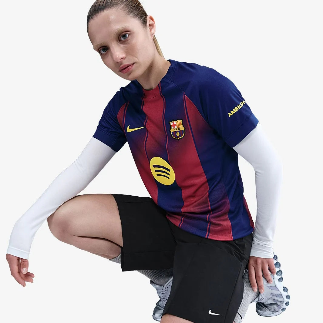 Camisa Nike FC Barcelona Feminina 2025/26 I-Veste a Paixão